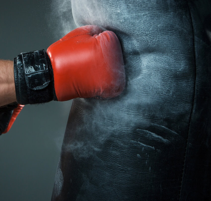 Worek treningowy – przyrząd do ćwiczeń nie tylko dla zawodników sztuk walki