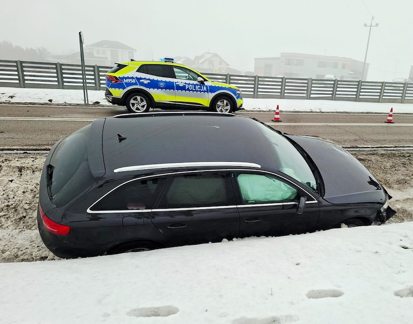 Szepietowo: Szokujący finał kolizji. Ponad 3 promile i prawo jazdy nieważne od 16 lat [foto]