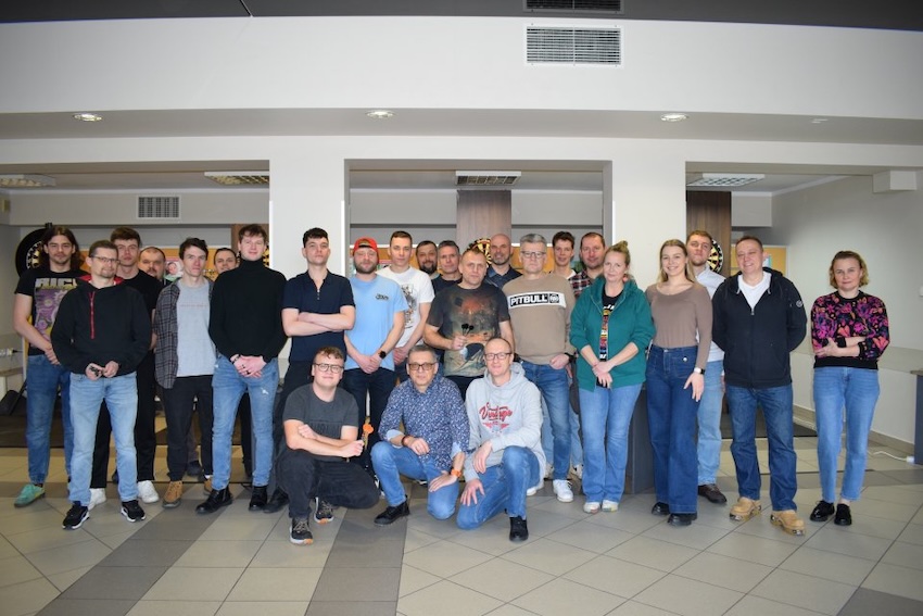 Charytatywny turniej darta w Szepietowie. Zebrano 2300 zł na leczenie Stasia [foto]