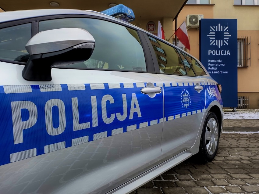 Brawura za kierownicą renault. Mieszkaniec powiatu wysokomazowieckiego odpowie przed sądem