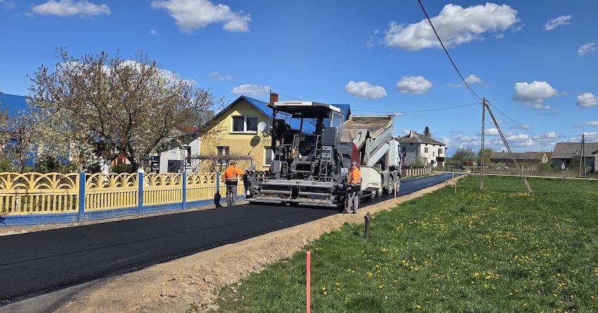 Drogowcy pracują w gminie Klukowo. Modernizacja trasy w Kostrach-Śmiejkach