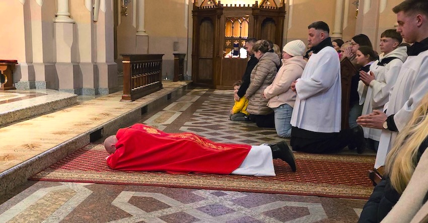 Wielki Piątek w powiecie wysokomazowieckim. Czas ścisłego postu i modlitwy [foto]