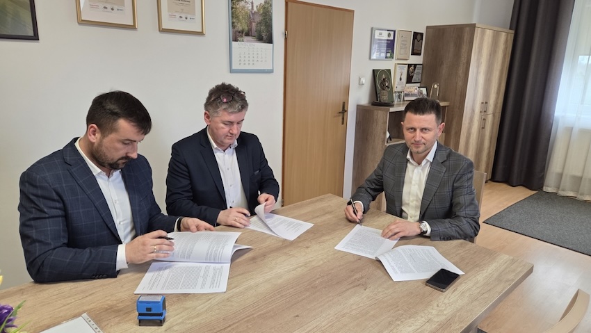 Droga łącząca gminę Klukowo z gminą Boguty-Pianki idzie do przebudowy