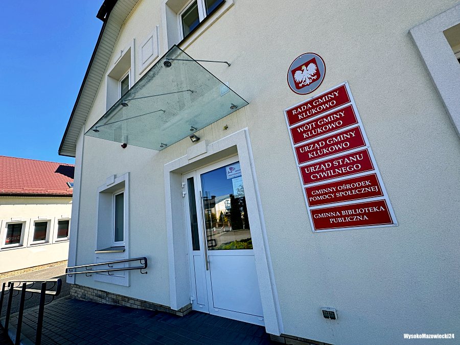 Klukowo: Urząd i GOPS w Klukowie czynne tylko rano. Powodem smutne uroczystości