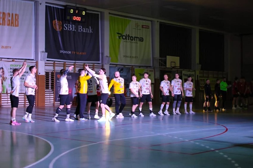 72157523 01e0 45ad ab3b 0df014b633d1