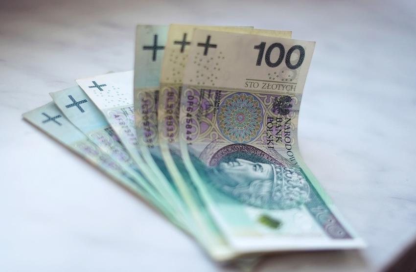 Wysokie Mazowieckie: Zmiana wysokości świadczenia z 500 na 800 zł. Kto może dostać starą kwotę?