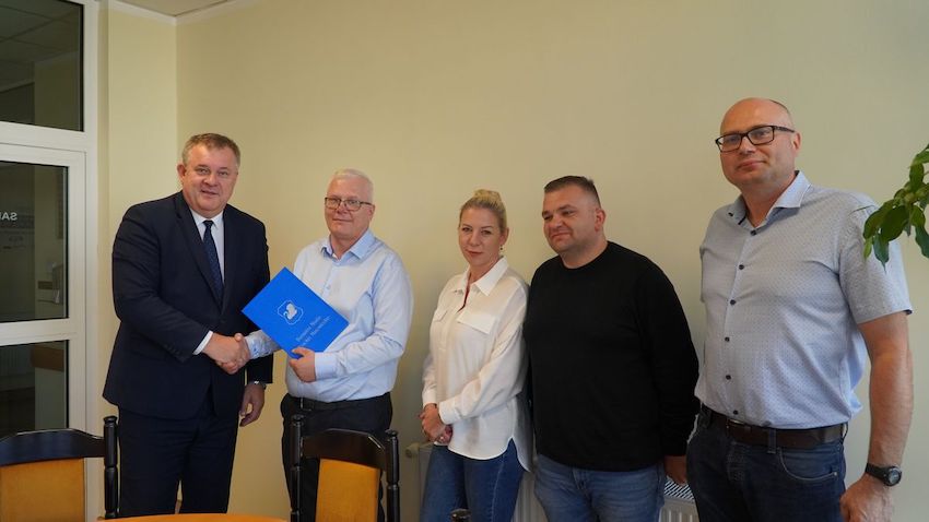 Nowa hala sportowa w Wysokiem Mazowieckiem: Umowa na dokumentację techniczną podpisana