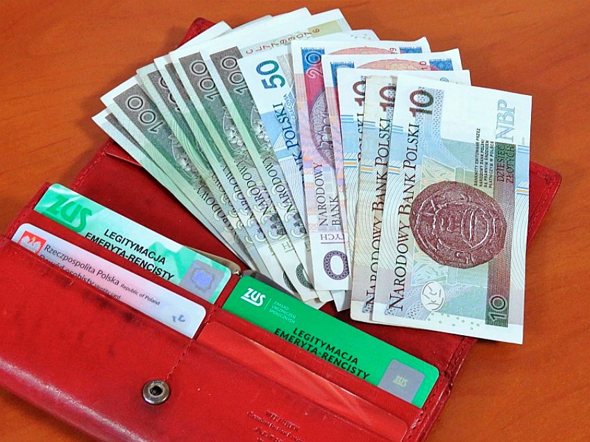 Wysokie Mazowieckie: Od grudnia wcześniejsi emeryci i renciści mogą dorobić więcej