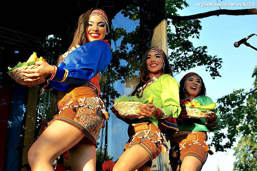 Dzisiaj w Wysokiem Mazowieckiem: kolorowy, ekscytujący świat folkloru na "Podlaskich Spotkaniach"