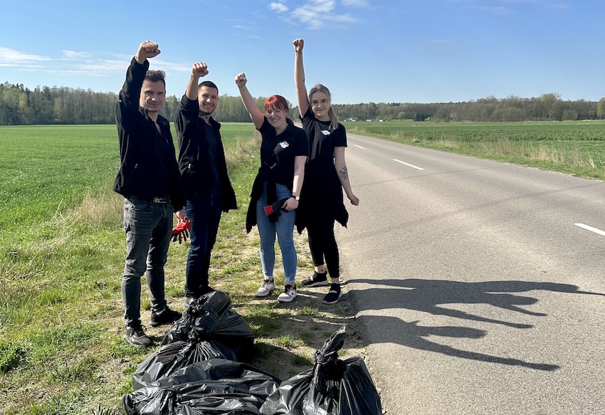 Wysokie Mazowieckie. Triathlonista i właściciel Oregano Bistro angażuje swoją ekipę w sprzątanie okolic [foto]