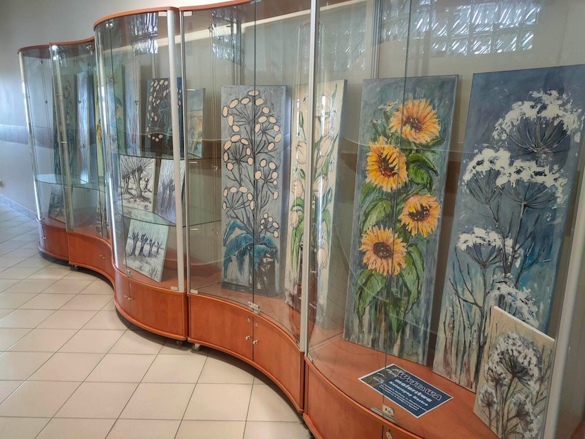 Szepietowo. Zaproszenie na wystawę malarstwa Katarzyny Kostro