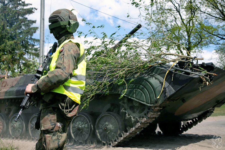 24002 20230515 103323