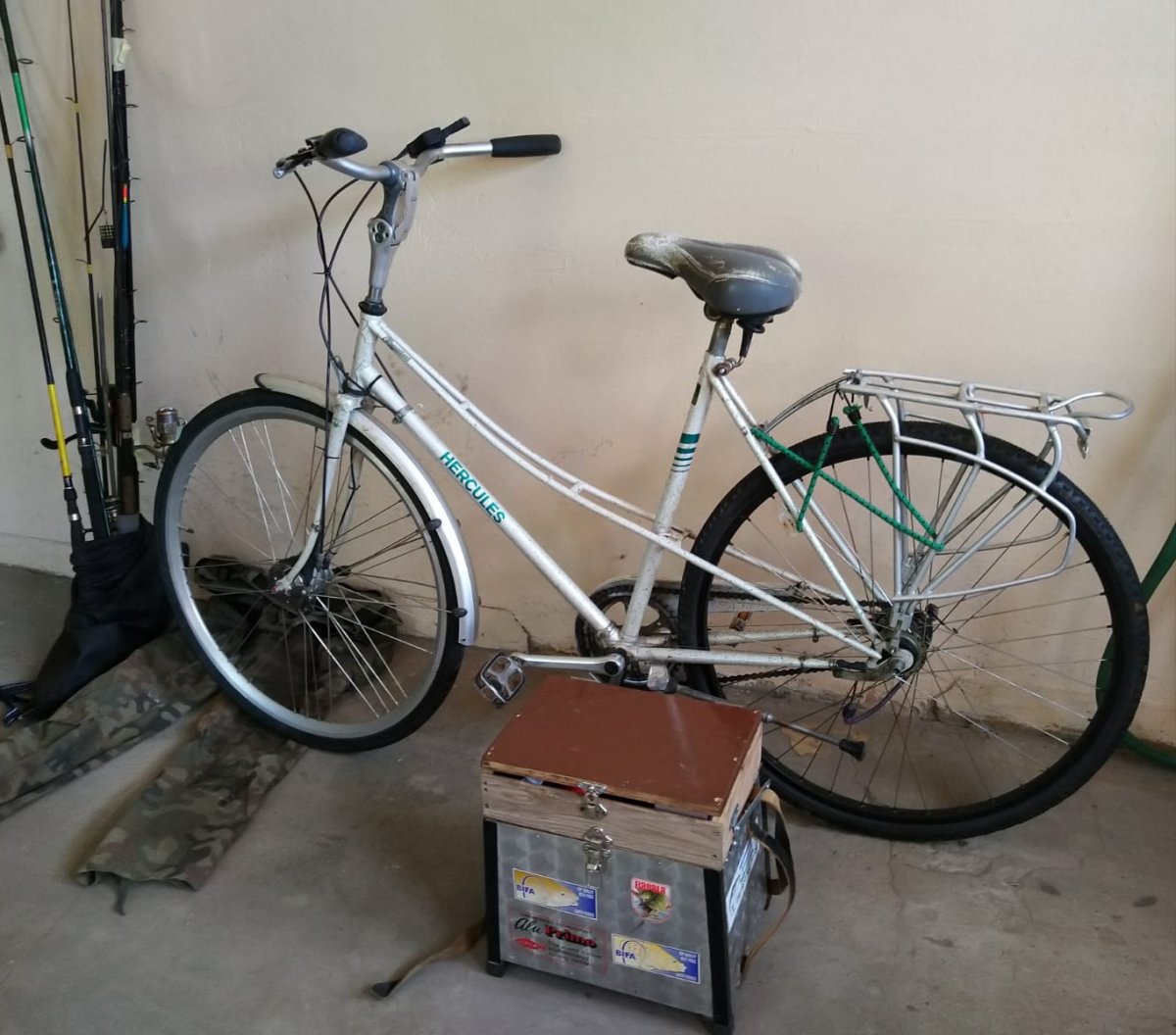 Ciechanowiec. Wędka i rower pozostawione przy rzece. Trwają poszukiwania właściciela [foto]