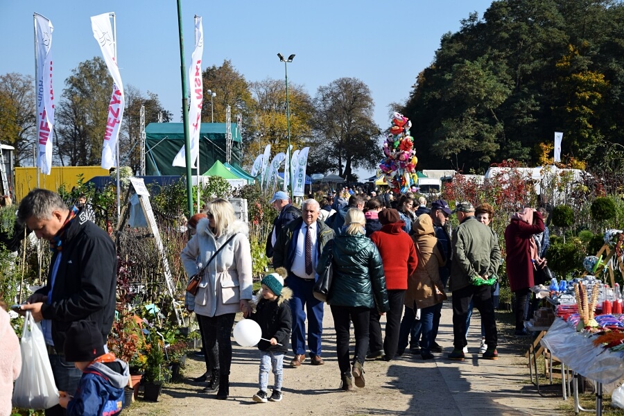 Pierwszy dzień targów ogrodniczych w Szepietowie za nami [foto]