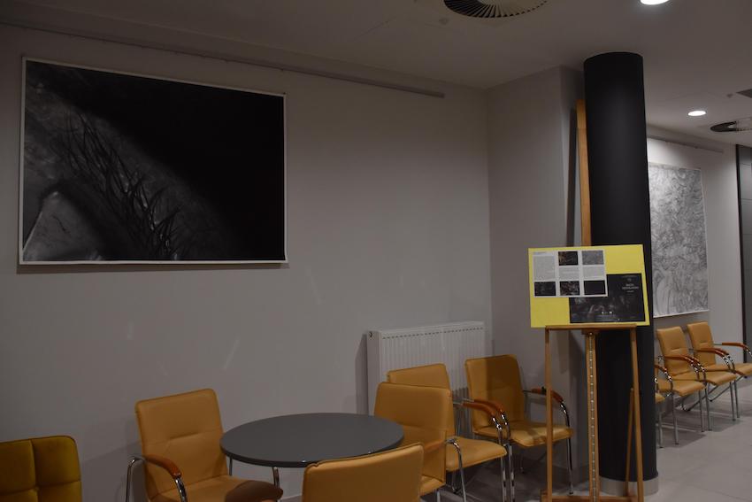 Wysokie Mazowieckie. Wystawa fotograficzna autorstwa Macieja Kędzielawskiego