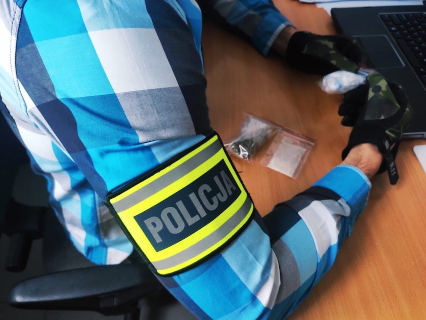 Wysokomazowieccy policjanci zatrzymali 30-latka. Miał amfetaminę, marihuanę i ekstazy