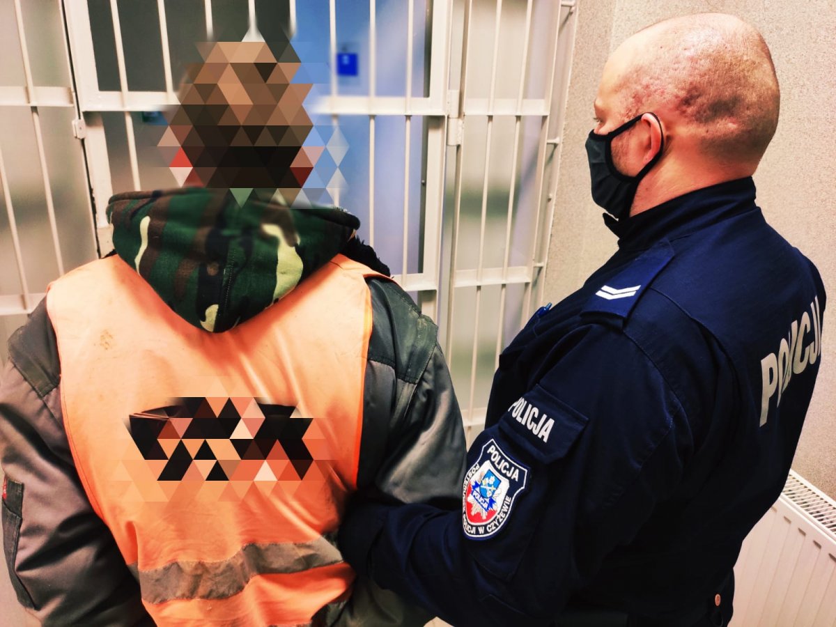 Czyżew. Wpadł, bo nie miał w sklepie maseczki. Poszedł na pół roku do więzienia