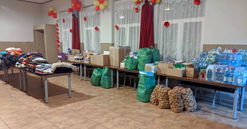 Podziękowanie darczyńcom i ochotnikom OSP w Kobylinie-Borzymach za pomoc uchodźcom z Ukrainy