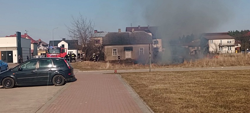 Pożar przy ulicy Głównej w Szepietowie [foto]