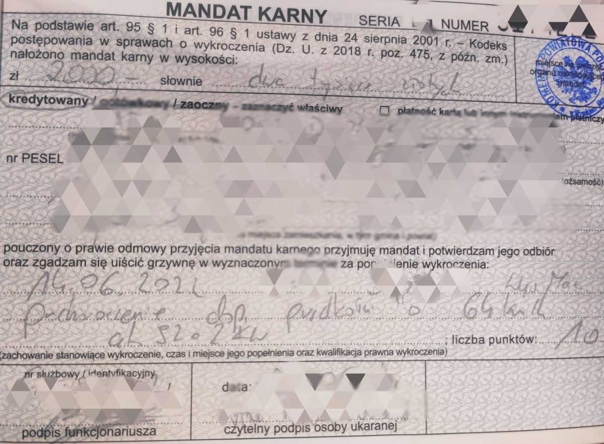 114 km/h przez Wysokie Mazowieckie! 35-latek musi zapłacić 2 tys. zł