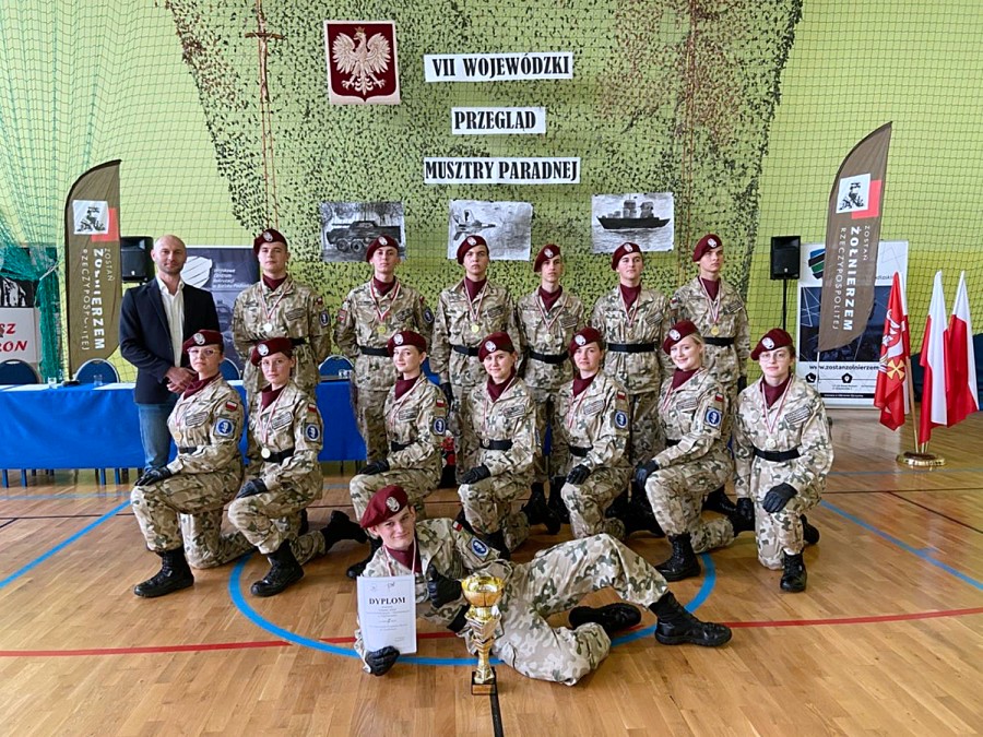 Ciechanowieccy uczniowie uczniowie Mistrzami Musztry Województwa Podlaskiego [foto]