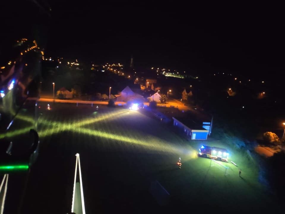 Nocne lądowania helikoptera w Sokołach [wideo/foto]