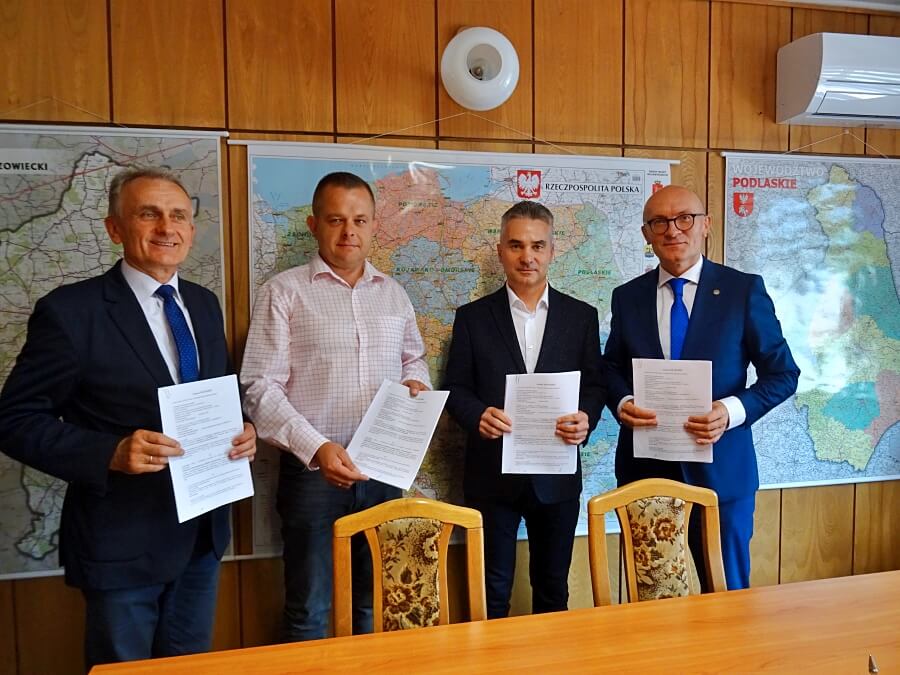 Podpisanie umowy na rozbudowę drogi Sokoły – Nowe Racibory [foto]