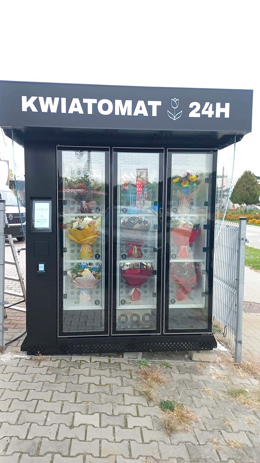 Całodobowy automat z kwiatami w Ciechanowcu