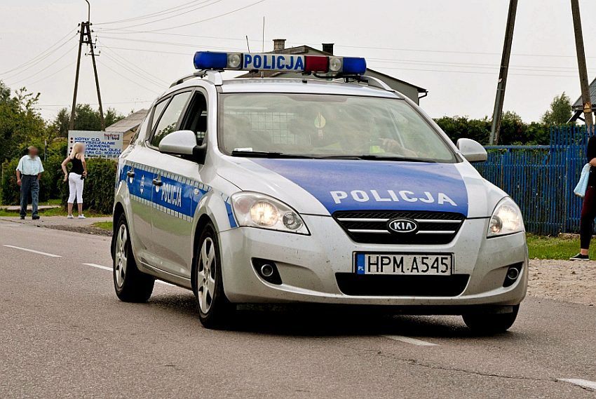 Radiowóz policyjny Kia