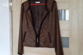 Żakiet damski brązowy, cienki zamsz z fakturą - M
