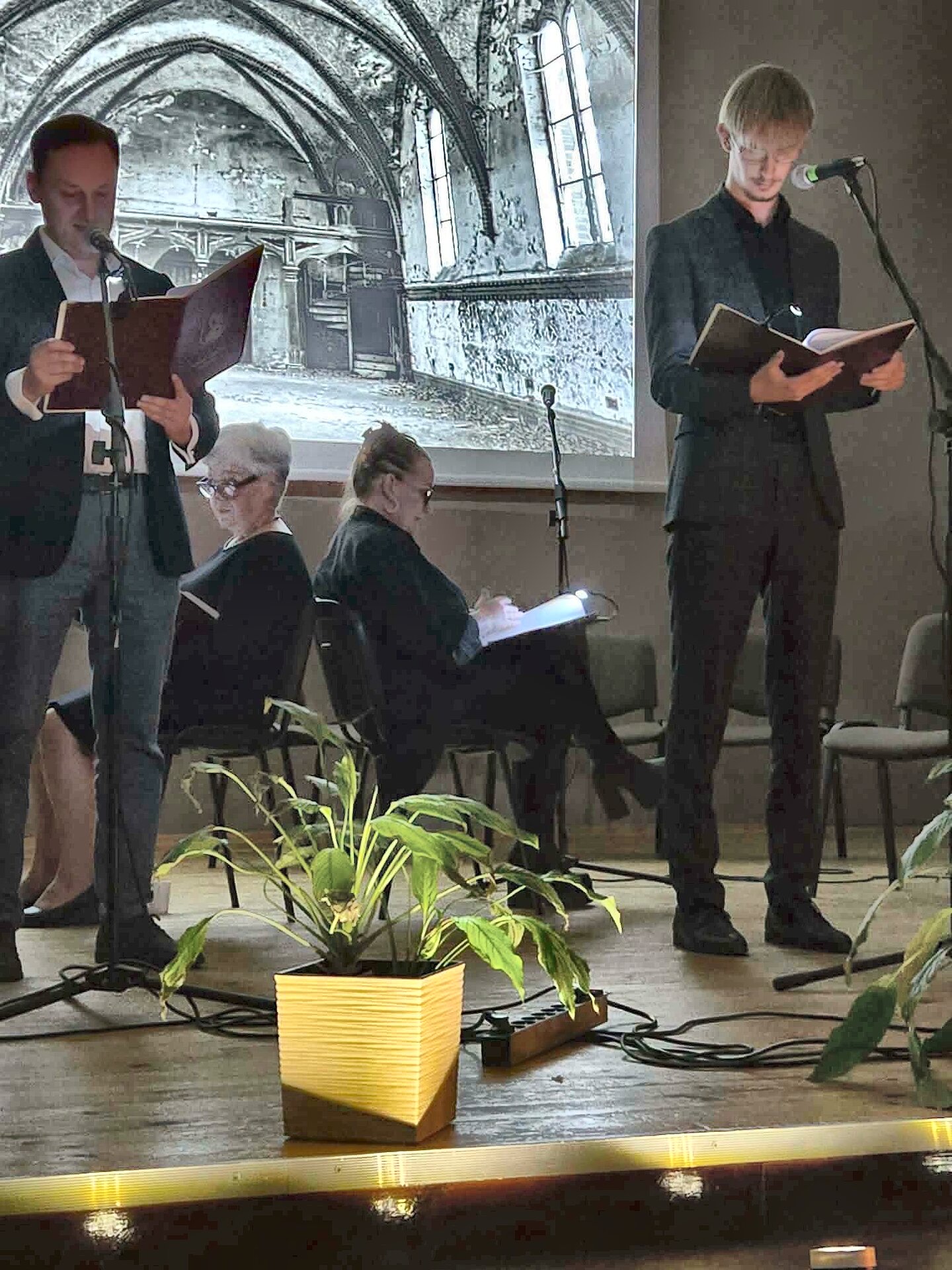w24-20260908194446-011