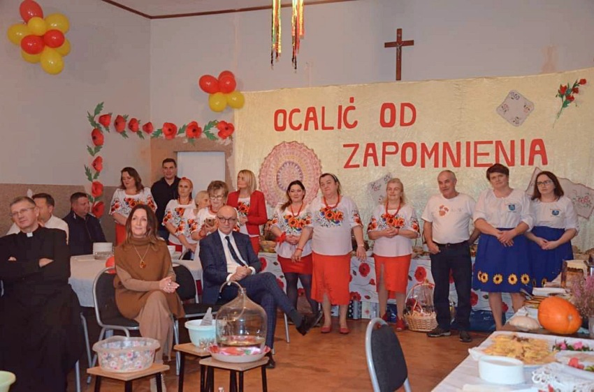 _szFB_IMG_1643631518890