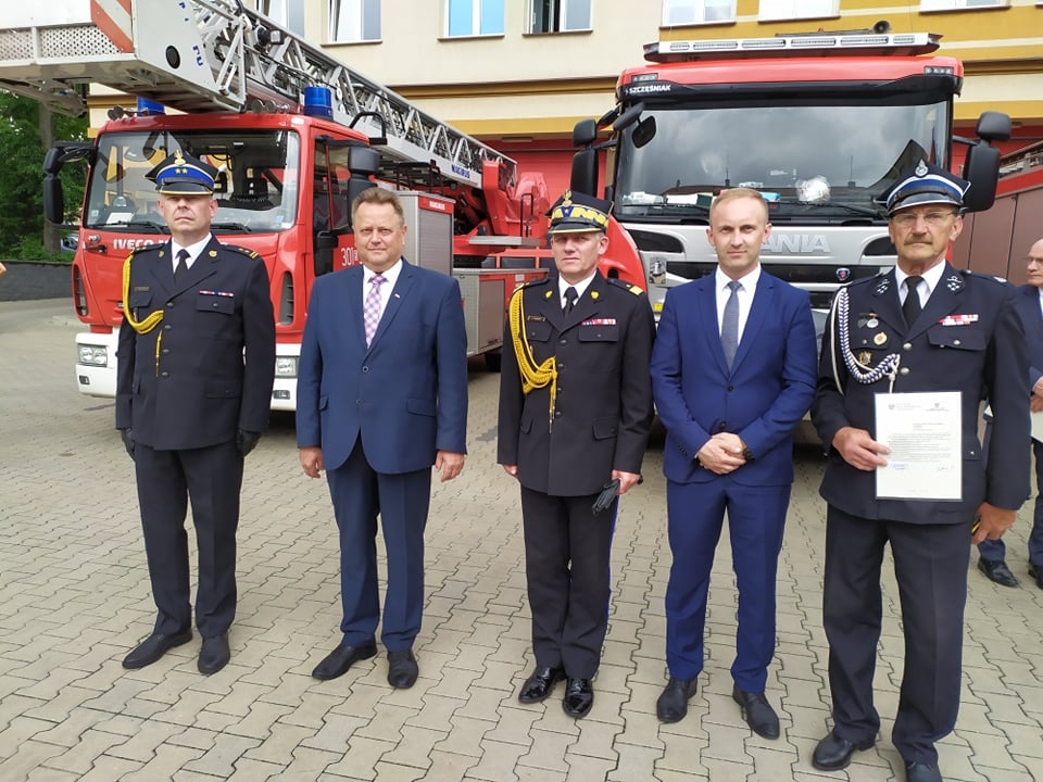 Nowe wozy strażackie trafią do OSP Kulesze Kościelne i OSP Pszczółczyn [foto]