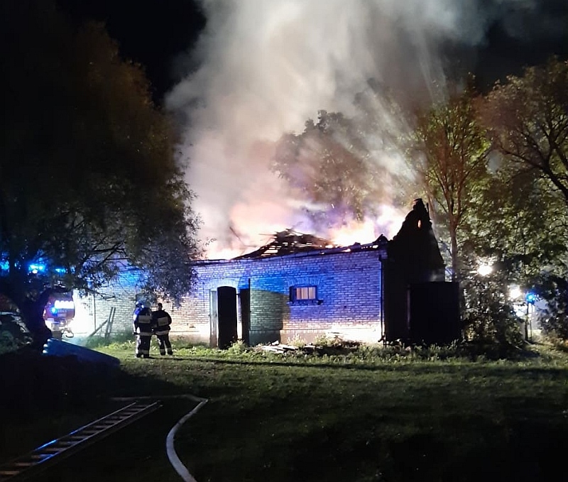 Wysokie Mazowieckie. Od pioruna zapalił się budynek [foto]