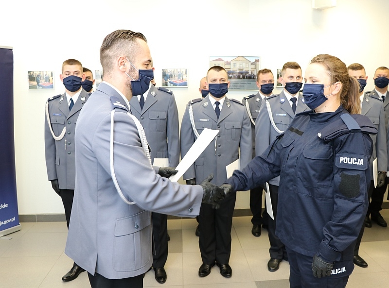 Gratulacje, odznaczenia i awanse - wysokomazowiecka policja obchodziła swoje święto [foto]