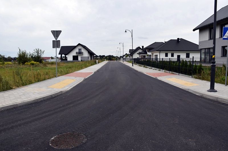 Wysokie Mazowieckie. Budowa 7 ulic położonych na osiedlu przy ul. Warszawskiej na finiszu [foto]