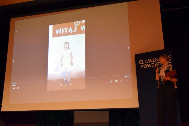 Ciechanowiec. Powiatowe eliminacje do Wojewódzkiego Przeglądu Twórczości Dziecięcej PIKuś 2021 [wideo/foto]